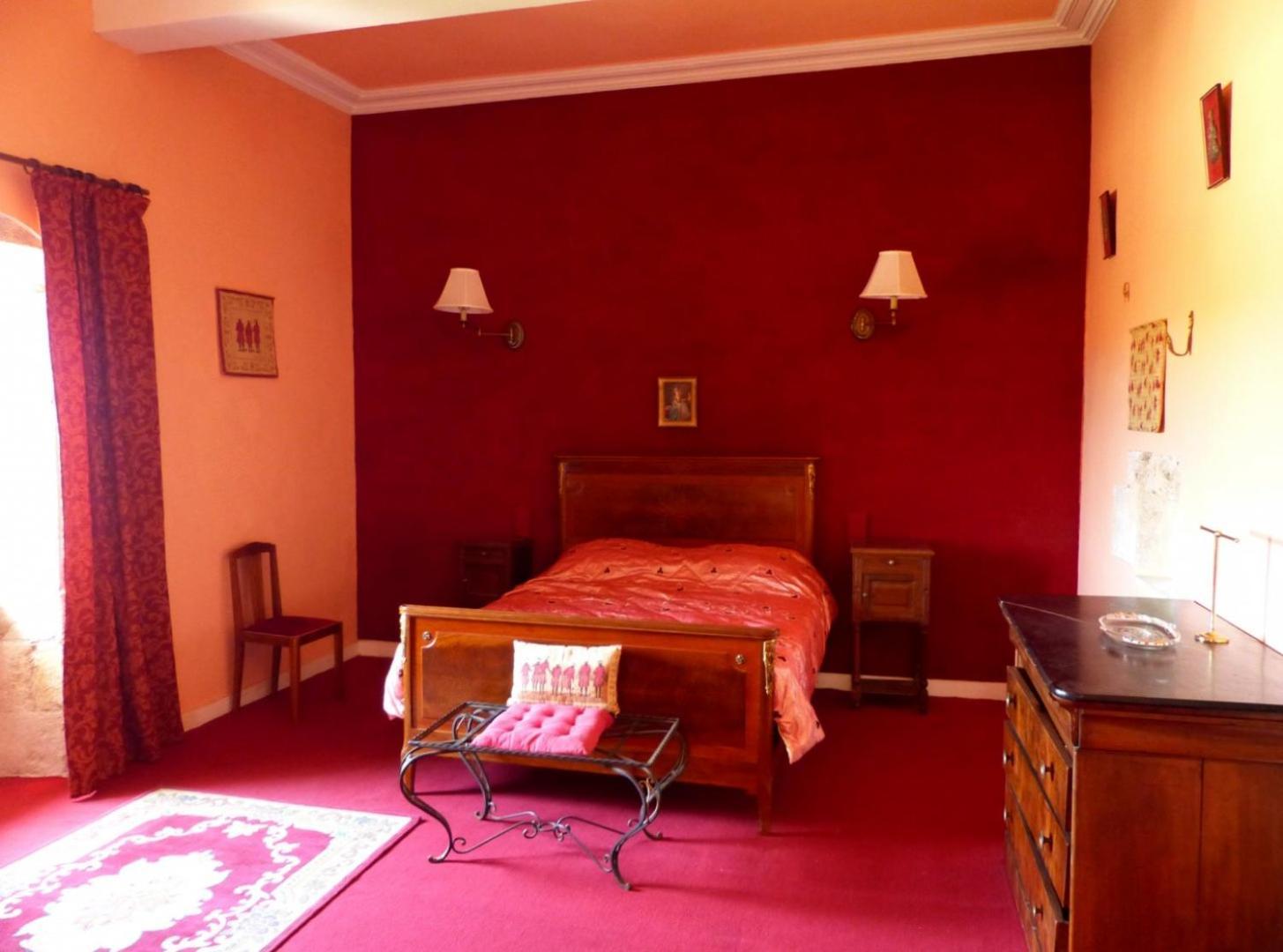 Logis De La Meschaussee, Dans Donjon Du Xie Siecle Canet  Екстериор снимка