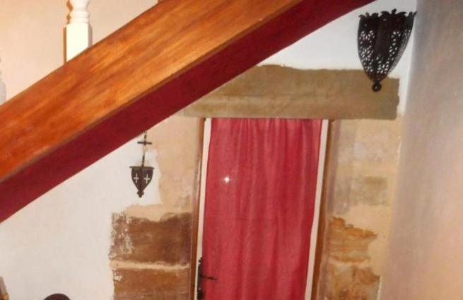 Logis De La Meschaussee, Dans Donjon Du Xie Siecle Canet  Екстериор снимка